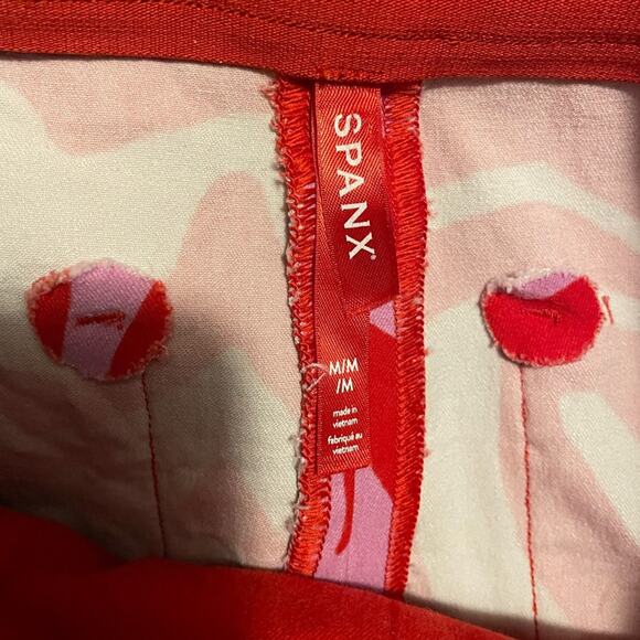 Spanx Brand On the Go Shorts Size Medium Red & Pink Zebra Print Pull On Style - Picture 4 of 4